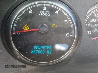 2007 Chevrolet Avalanche 1LT with VIN 3GNEC12017G267516, listed as a IAAI auction lot 41308501 with 227,060 mi miles and . Bid and sale history available at DreamBid. Image 7.