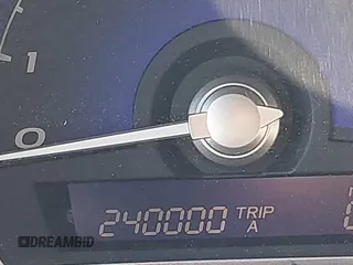 2006 Honda Civic LX z VIN 1HGFA16576L015992, wystawiony jako IAAI lot #41528989 z przebiegiem 240 000 mil mil oraz . Historia ofert i sprzedaży dostępna na DreamBid. Obrazek 15.
