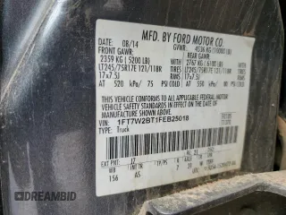 2015 Ford F-250 Lariat z VIN 1FT7W2BT1FEB25018, wystawiony jako Copart lot #55891235 z przebiegiem 186 354 mil mil oraz Szkoda całkowita • Salvage title. Historia ofert i sprzedaży dostępna na DreamBid. Obrazek 12.