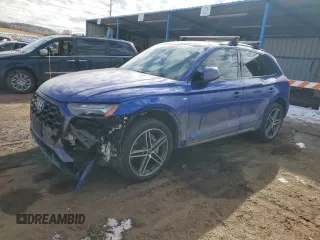 2023 Audi Q5 S line Premium Plus with VIN WA1E2AFY3P2053545, listed as a Copart auction lot 43109325 with 32,686 mi miles and Salvage title. Bid and sale history available at DreamBid. Image 1.