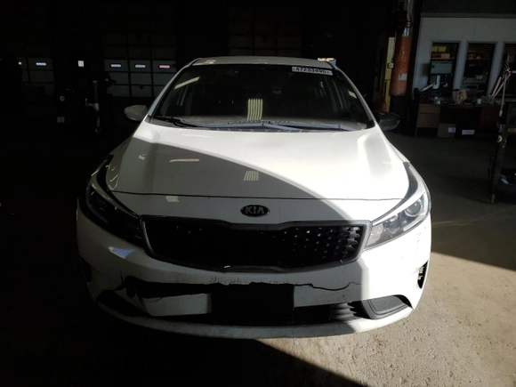 2017 Kia Forte LX with VIN 3KPFK4A70HE148045, listed as a Copart auction lot 47233495 with 85,698 mi miles and Salvage Title. Bid and sale history available at carsss.com. Image 5.