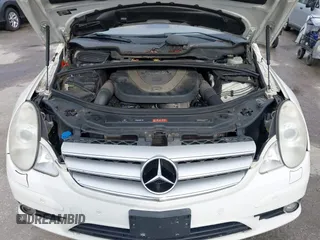 2008 Mercedes-Benz R-Class 3.5L with VIN 4JGCB65E58A073753, listed as a IAAI auction lot 42046671 with 203,963 mi miles. Bid and sale history available at carsss.com. Image 10.