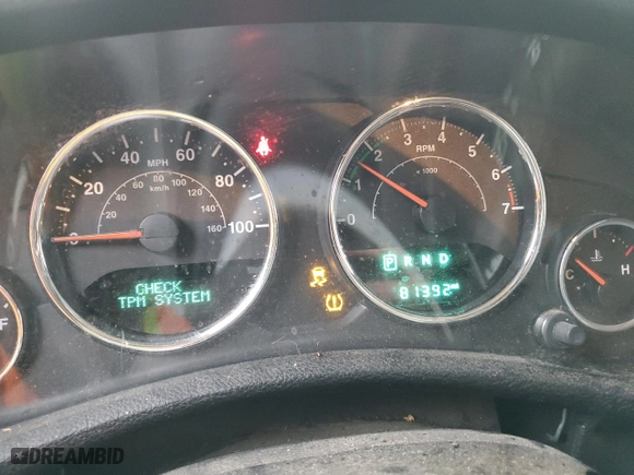 2018 Jeep Wrangler JK Unlimited Sport S with VIN 1C4BJWDG2JL850826, listed as a Copart auction lot 38988604 with 81,392 mi miles. Bid and sale history available at carsss.com. Image 9.