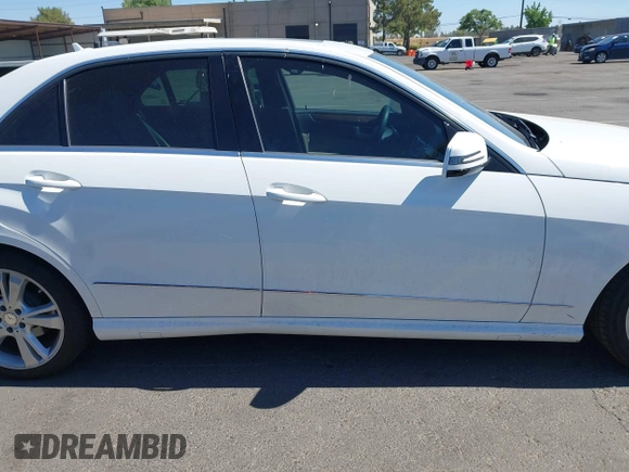 2013 Mercedes-Benz E 350 Luxury with VIN WDDHF5KBXDA764490, listed as a IAAI auction lot 42541763 with 43,428 mi miles and . Bid and sale history available at DreamBid. Image 13.