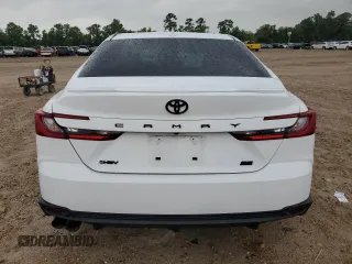 2025 Toyota Camry LE z VIN 4T1DAACK7SU540518, wystawiony jako Copart lot #55865235 z przebiegiem 13 124 mil mil oraz Szkoda całkowita • Salvage title. Historia ofert i sprzedaży dostępna na DreamBid. Obrazek 6.