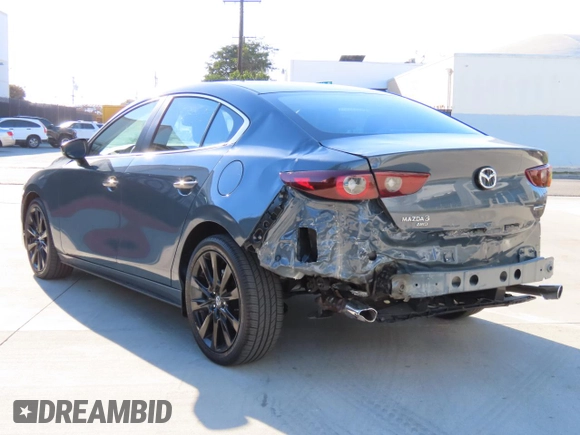 2025 Mazda 3 S Carbon Edition with VIN 3MZBPBCM5SM456474, listed as a Copart auction lot 47440055 with 3,617 mi miles and Clean Title. Bid and sale history available at DreamBid. Image 4.