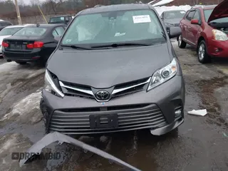 2020 Toyota Sienna XLE with VIN 5TDDZ3DC3LS240464, listed as a IAAI auction lot 41663051 with 41,602 mi miles. Bid and sale history available at carsss.com. Image 12.