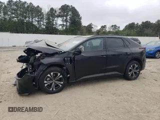 2023 Toyota bZ4X XLE z VIN JTMAAAAA2PA026988, wystawiony jako Copart lot #51482434 z przebiegiem 7 200 mil mil oraz Szkoda całkowita • Salvage title. Historia ofert i sprzedaży dostępna na DreamBid. Obrazek 1.