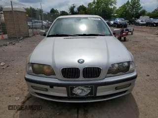 1999 BMW 3 Series 328i with VIN WBAAM5337XFR09689, listed as a Copart auction lot 65123834 with 200,062 mi miles and Clean Title. Bid and sale history available at carsss.com. Image 5.