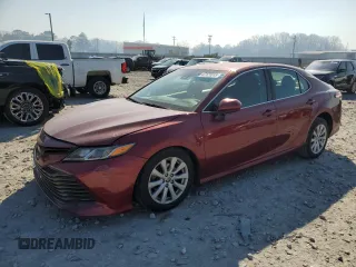 2020 Toyota Camry LE with VIN 4T1C11AK6LU947925, listed as a Copart auction lot 47121015 with 103,598 mi miles and Salvage Title. Bid and sale history available at carsss.com. Image 1.