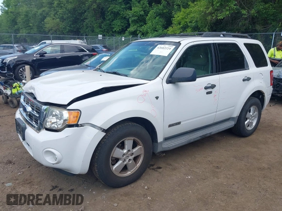 2008 Ford Escape XLT z VIN 1FMCU03108KC68967, wystawiony jako IAAI lot #42602224 z przebiegiem 105 580 mil mil oraz . Historia ofert i sprzedaży dostępna na DreamBid. Obrazek 2.