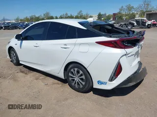 2021 Toyota Prius LE with VIN JTDKAMFP2M3184900, listed as a IAAI auction lot 42014569 with 81,563 mi miles and . Bid and sale history available at DreamBid. Image 3.