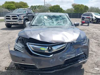 2017 Acura TLX with VIN 19UUB1F33HA001265, listed as a IAAI auction lot 42085293 with 31,049 mi miles and . Bid and sale history available at DreamBid. Image 12.