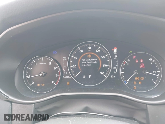 2024 Mazda CX-50 S Preferred with VIN 7MMVABBM1RN181625, listed as a IAAI auction lot 42294309 with 36,548 mi miles and . Bid and sale history available at DreamBid. Image 7.