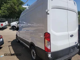 2023 Ford Transit Cargo с VIN 1FTBR1X81PKB13549, выставлен на аукционе IAAI как лот 42556081 с пробегом 68 225 миль миль и . История ставок и продаж доступна на DreamBid. Изображение 4.