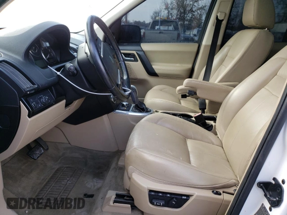 2012 Land Rover LR2 HSE with VIN SALFT2BN2CH293727, listed as a Copart auction lot 82298504 with Not Provided miles and Salvage Title. Bid and sale history available at DreamBid. Image 7.