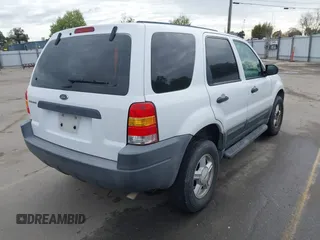 2004 Ford Escape XLS with VIN 1FMYU02104KB25647, listed as a IAAI auction lot 41916737 with 199,361 mi miles and . Bid and sale history available at DreamBid. Image 4.