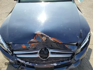 2018 Mercedes-Benz C 300 z VIN 55SWF4JB2JU264063, wystawiony jako Copart lot #55316235 z przebiegiem Nie podano mil oraz Szkoda całkowita • Salvage title. Historia ofert i sprzedaży dostępna na DreamBid. Obrazek 11.
