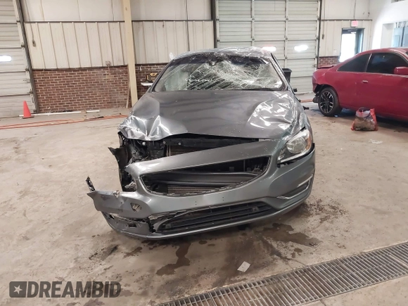 2017 Volvo S60 Inscription with VIN LYV402HK1HB129530, listed as a IAAI auction lot 41381620 with 53,031 mi miles. Bid and sale history available at carsss.com. Image 12.