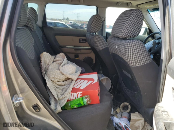2011 Kia Soul ! with VIN KNDJT2A27B7234783, listed as a Copart auction lot 48596505 with 176,198 mi miles and Salvage Title. Bid and sale history available at carsss.com. Image 11.