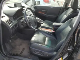 2010 Lexus HS 250h z VIN JTHBB1BA6A2011975, wystawiony jako Copart lot #58783405 z przebiegiem 203 191 mil mil oraz Tytuł czysty. Historia ofert i sprzedaży dostępna na DreamBid. Obrazek 7.