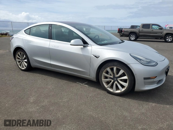 2018 Tesla Model 3 Long Range Battery with VIN 5YJ3E1EB8JF091116, listed as a Copart auction lot 43281485 with 58,677 mi miles and Salvage Title. Bid and sale history available at DreamBid. Image 4.