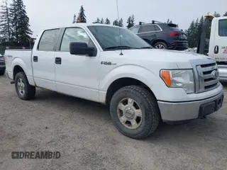 2011 Ford F-150 XL with VIN 1FTFW1EF1BFC77879, listed as a IAAI auction lot 42008883 with 258,812 mi miles. Bid and sale history available at carsss.com. Image 1.
