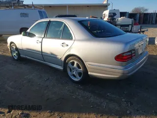2002 Mercedes-Benz E 320 with VIN WDBJF70J52B431704, listed as a IAAI auction lot 41304419 with 271,140 mi miles and . Bid and sale history available at DreamBid. Image 3.