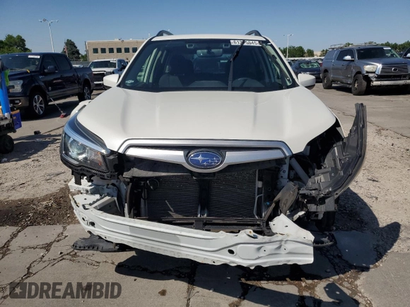 2019 Subaru Forester Premium with VIN JF2SKAEC2KH416326, listed as a Copart auction lot 61375845 with 89,374 mi miles and Salvage title. Bid and sale history available at DreamBid. Image 5.