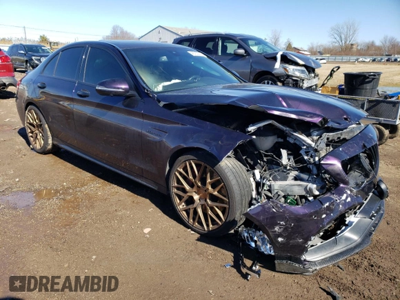 2018 Mercedes-Benz C 63 AMG with VIN 55SWF8GB0JU256980, listed as a Copart auction lot 43753793 with 61,270 mi miles and Salvage title. Bid and sale history available at DreamBid. Image 4.