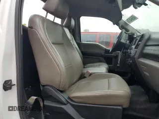 2019 Ford F-250 XL с VIN 1FTBF2B64KEG30355, выставлен на аукционе Copart как лот 60664575 с пробегом 97 072 миль миль и Чистый • Clean title. История ставок и продаж доступна на DreamBid. Изображение 10.