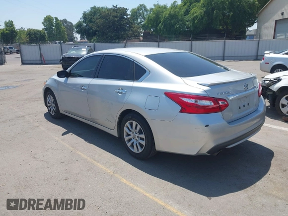 2016 Nissan Altima SL with VIN 1N4AL3AP7GC230562, listed as a IAAI auction lot 42159576 with 115,753 mi miles and . Bid and sale history available at carsss.com. Image 3.