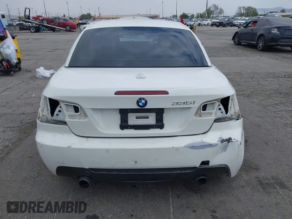 2011 BMW 3 Series 335i with VIN WBADX7C50BE579944, listed as a IAAI auction lot 42111612 with Not Provided miles and . Bid and sale history available at carsss.com. Image 19.