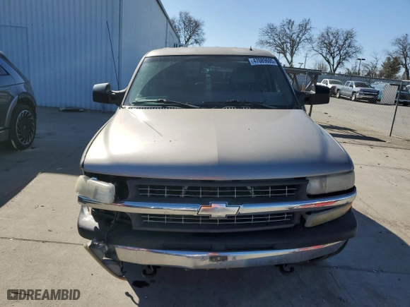 2002 Chevrolet Silverado 1500HD LS with VIN 1GCGC13U42F140126, listed as a Copart auction lot 47089605 with 110,372 mi miles and Salvage Title. Bid and sale history available at carsss.com. Image 5.