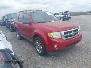 2010 Ford Escape XLT с VIN 1FMCU0D78AKC29858, выставлен на аукционе IAAI как лот 41910501 с пробегом 217 383 миль миль и . История ставок и продаж доступна на DreamBid. Изображение 1.