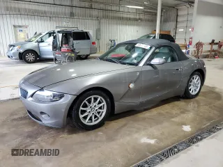 2003 BMW Z4 2.5i z VIN 4USBT33493LS41083, wystawiony jako Copart lot #55670565 z przebiegiem 115 437 mil mil oraz Szkoda całkowita • Salvage title. Historia ofert i sprzedaży dostępna na DreamBid. Obrazek 1.