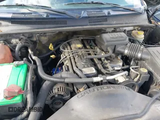 2004 Jeep Grand Cherokee Laredo with VIN 1J4GW48S24C101792, listed as a IAAI auction lot 41995351 with 138,317 mi miles. Bid and sale history available at carsss.com. Image 10.