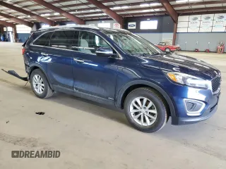 2018 Kia Sorento LX with VIN 5XYPGDA35JG352125, listed as a Copart auction lot 49778945 with 96,332 mi miles and Salvage Title. Bid and sale history available at carsss.com. Image 4.
