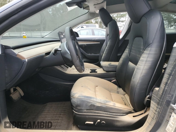 2023 Tesla Model 3 z VIN 5YJ3E1EA1PF649629, wystawiony jako Copart lot #78070704 z przebiegiem Nie podano mil oraz Szkoda całkowita • Salvage title. Historia ofert i sprzedaży dostępna na DreamBid. Obrazek 7.