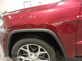 2019 Jeep Grand Cherokee Limited with VIN 1C4RJFBG4KC608719, listed as a IAAI auction lot 42462411 with 86,931 mi miles and . Bid and sale history available at DreamBid. Image 18.