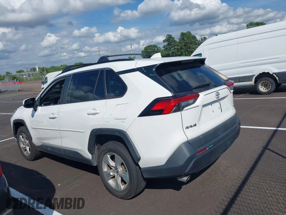 2020 Toyota RAV4 XLE with VIN 2T3W1RFV2LW068363, listed as a IAAI auction lot 42456921 with 125,014 mi miles and . Bid and sale history available at DreamBid. Image 14.