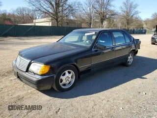 1998 Mercedes-Benz S-Class with VIN WDBGA51G7WA375311, listed as a Copart auction lot 51110795 with 303,106 mi miles and Clean Title. Bid and sale history available at carsss.com. Image 1.