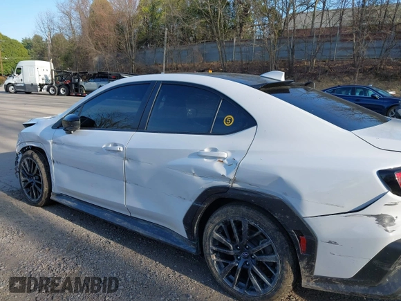 2023 Subaru WRX Premium z VIN JF1VBAF67P9806723, wystawiony jako IAAI lot #42084663 z przebiegiem 48 648 mil mil oraz . Historia ofert i sprzedaży dostępna na DreamBid. Obrazek 18.