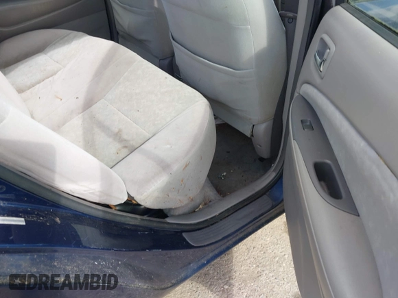 2003 Toyota Prius with VIN JT2BK12U430075094, listed as a IAAI auction lot 41725645 with 222,931 mi miles. Bid and sale history available at carsss.com. Image 8.