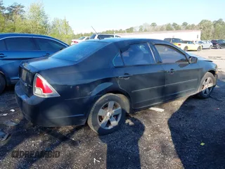 2007 Ford Fusion SE with VIN 3FAHP07177R224220, listed as a IAAI auction lot 41806182 with 295,244 mi miles. Bid and sale history available at carsss.com. Image 4.