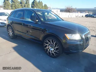 2012 Audi Q5 2.0T Premium with VIN WA1CFAFP2CA035010, listed as a IAAI auction lot 41412117 with 198,893 mi miles. Bid and sale history available at carsss.com. Image 1.