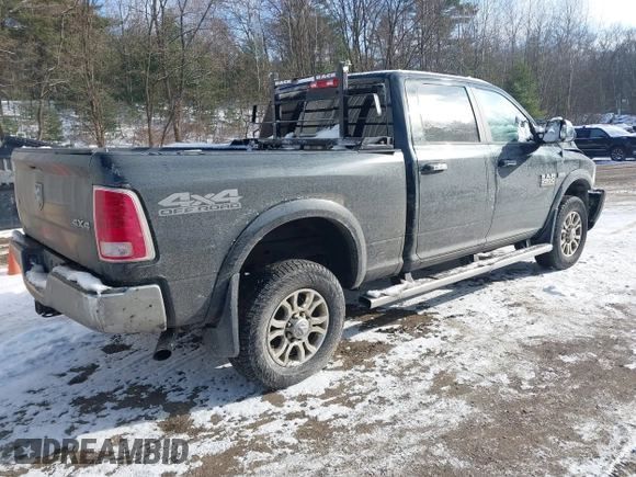 2018 Ram 2500 Laramie with VIN 3C6UR5FJXJG253495, listed as a IAAI auction lot 41084906 with 82,614 mi miles. Bid and sale history available at carsss.com. Image 4.