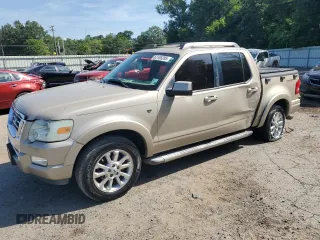 2007 Ford Explorer Sport Trac Limited with VIN 1FMEU33877UA08463, listed as a Copart auction lot 63105285 with 302,142 mi miles and Salvage title. Bid and sale history available at DreamBid. Image 1.