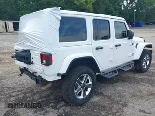 2019 Jeep Wrangler Unlimited Sahara with VIN 1C4HJXEN2KW558851, listed as a IAAI auction lot 42205584 with 175,701 mi miles and . Bid and sale history available at DreamBid. Image 4.