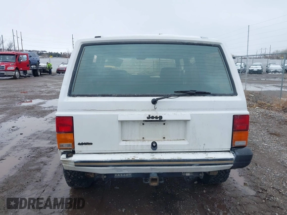 1990 Jeep Cherokee with VIN 1J4FJ78L0LL217723, listed as a IAAI auction lot 41788403 with 147,557 mi miles and . Bid and sale history available at DreamBid. Image 13.